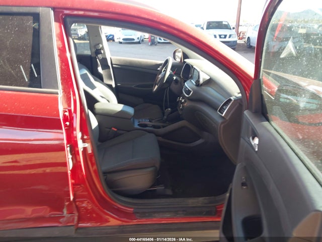 KM8J33A40MU402755 Hyundai Tucson Value