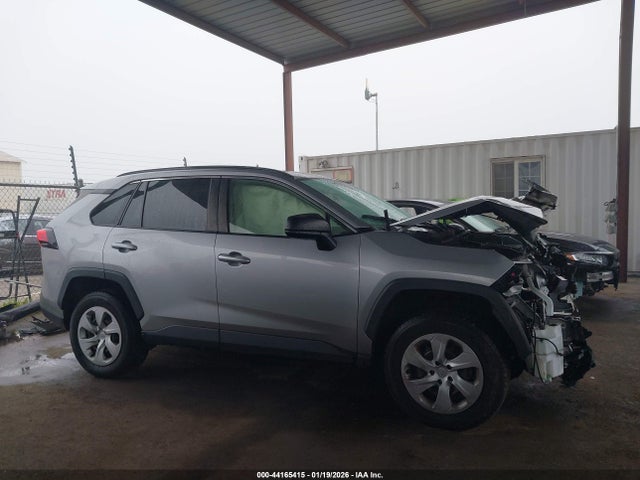 Toyota RAV4 LE 2019 JTMH1RFV4KD515974 Image 13