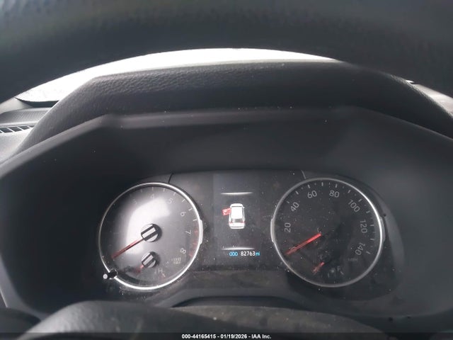 Toyota RAV4 LE 2019 JTMH1RFV4KD515974 Image 7