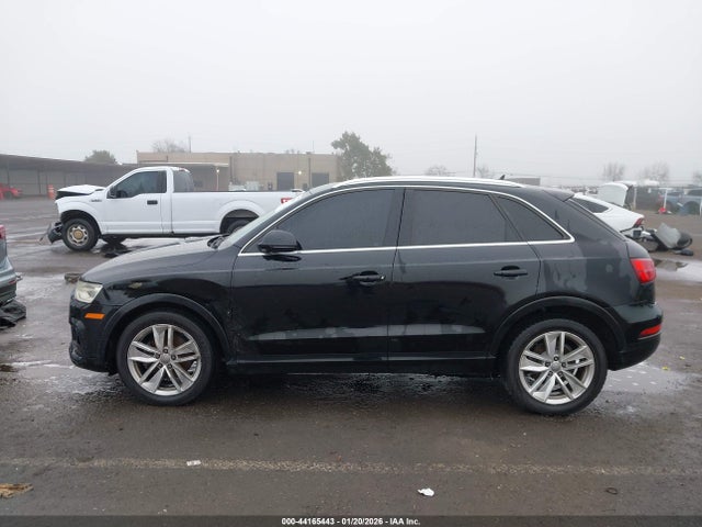WA1BFCFS8GR023480 Audi Q3 2.0t Premium Plus