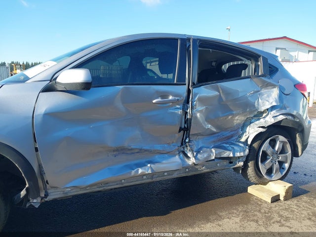 3CZRU6H30NM716067 Honda Hr-v Awd Lx