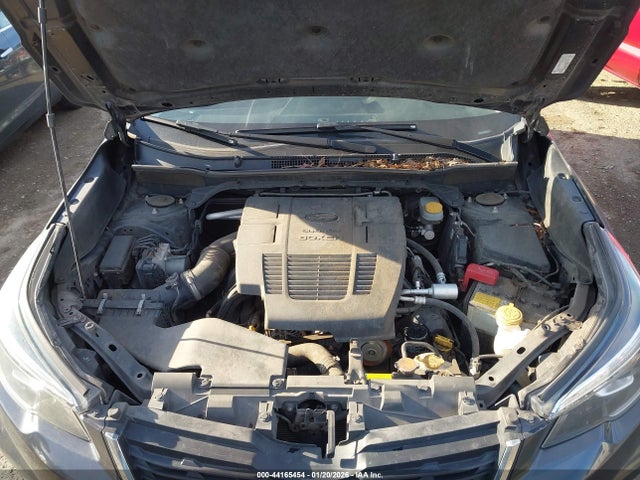 Subaru Forester Limited 2019 JF2SKAUC1KH545532 Image 10
