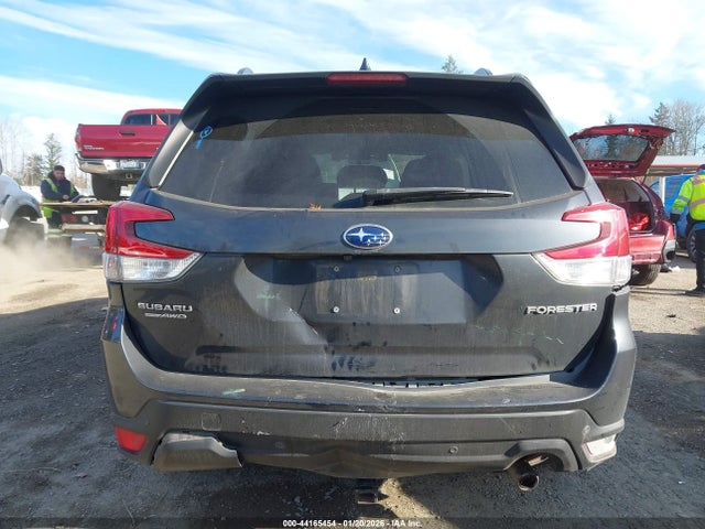 Subaru Forester Limited 2019 JF2SKAUC1KH545532 Image 16