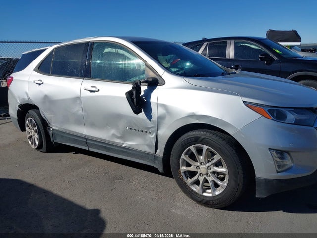 2019 CHEVROLET EQUINOX 3GNAXHEV2KS676133 Photo 5