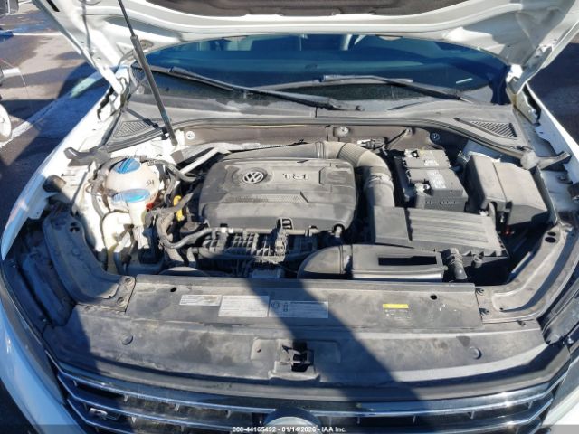 2017 VOLKSWAGEN PASSAT 1VWDT7A37HC002989 Photo 9