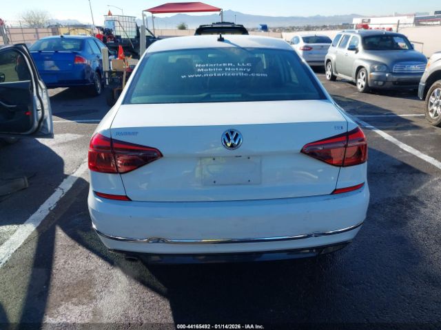 2017 VOLKSWAGEN PASSAT 1VWDT7A37HC002989 Photo 5