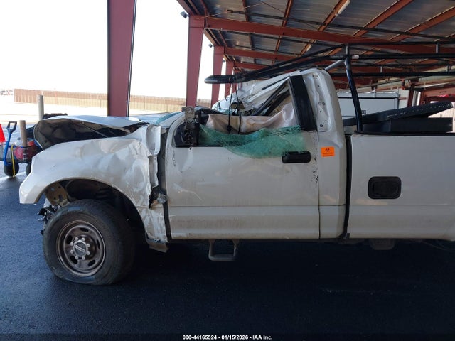 1FTBF2A61KED53360 Ford F-250 Xl