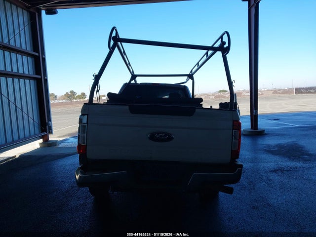 1FTBF2A61KED53360 Ford F-250 Xl