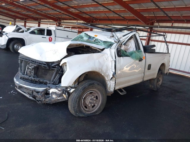 1FTBF2A61KED53360 Ford F-250 Xl