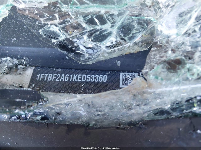1FTBF2A61KED53360 Ford F-250 Xl
