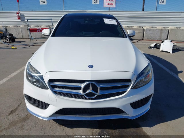 55SWF4JB1FU077131 Mercedes-Benz C 300 Sport