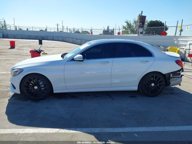 55SWF4JB1FU077131 Mercedes-Benz C 300 Sport