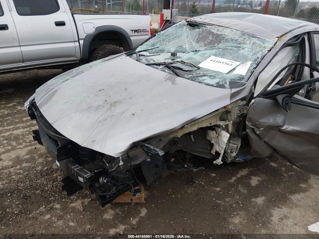 KMHLM4AG8PU372110 Hyundai ELANTRA SEL