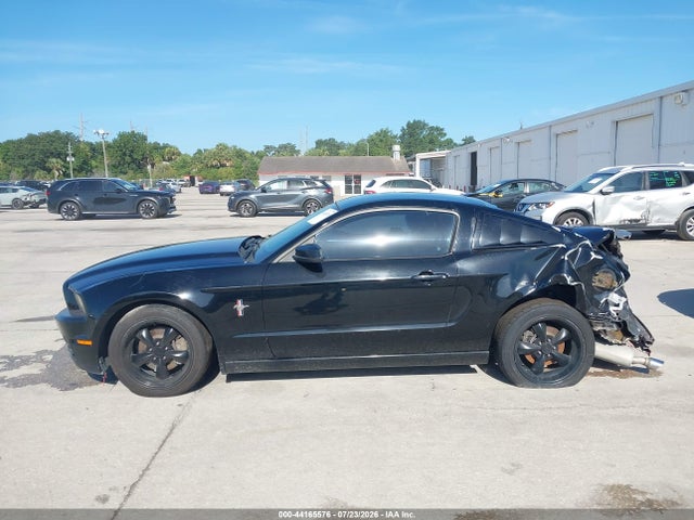 Aukcja sprzedaży 2013 Ford Mustang V6 Premium, vin: 1ZVBP8AM1D5266024, numer aukcji: 44165576