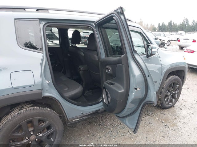 Jeep Renegade Altitude 4x4 2017 ZACCJBBB4HPG12647 Image 8