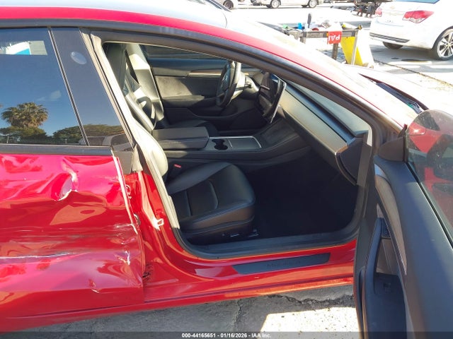 2022 TESLA MODEL 3 5YJ3E1EB5NF131478 Photo 4