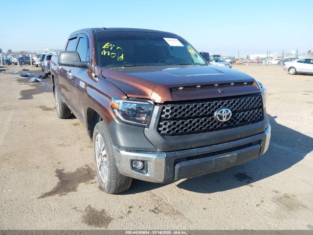 Toyota Tundra Platinum 5.7l V8 2014 5TFAY5F11EX328911 main image