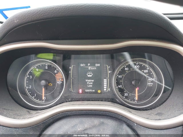1C4PJLCB6HW619270 Jeep Cherokee Latitude Fwd
