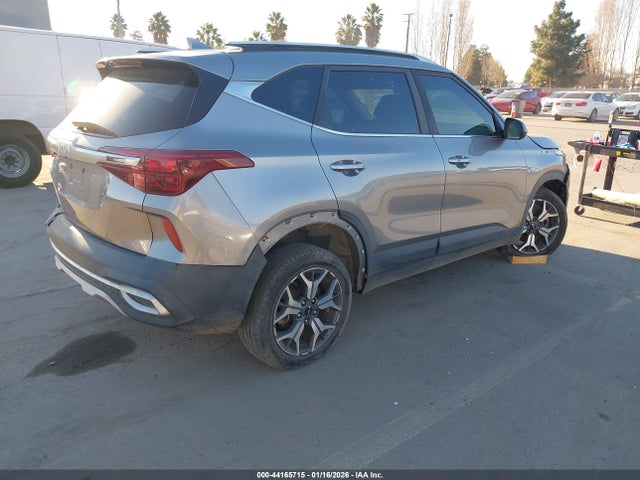 KNDERCAA4N7282727 KIA SELTOS EX