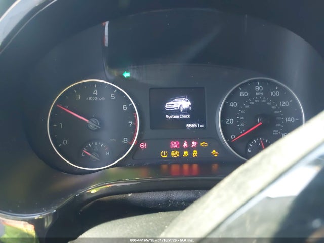 KNDERCAA4N7282727 KIA SELTOS EX