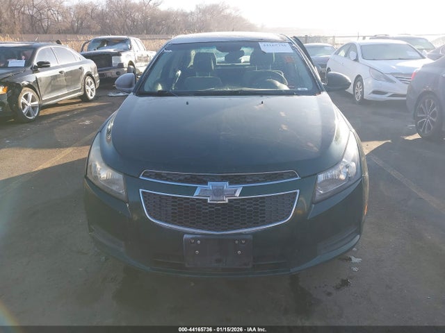 1G1PA5SH7E7467905 Chevrolet Cruze Ls Auto