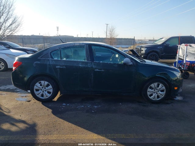 1G1PA5SH7E7467905 Chevrolet Cruze Ls Auto