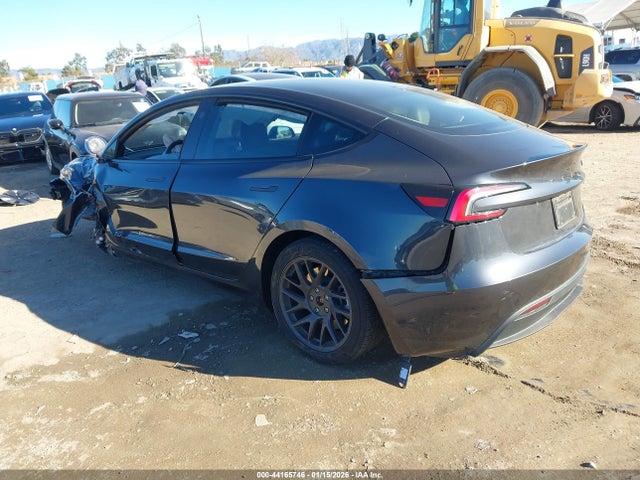 2024 TESLA MODEL 3 5YJ3E1EA3RF724947 Photo 2