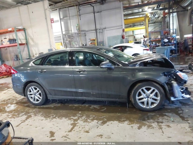 1FA6P0HD0G5124611 Ford FUSION SE