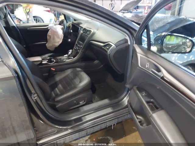 1FA6P0HD0G5124611 Ford FUSION SE