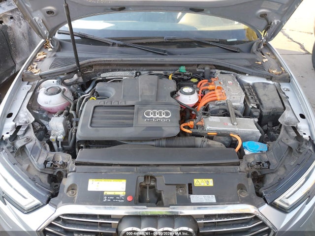 2018 AUDI A3 E-TRON WAUTPBFF5JA075981 Photo 9