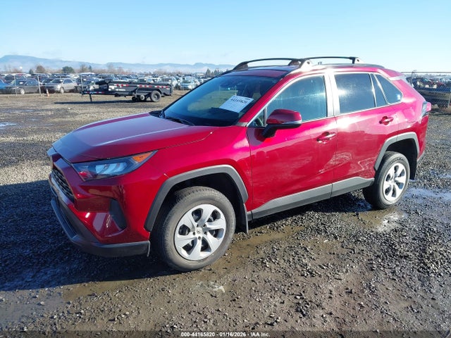 2T3G1RFV8KW068970 Toyota RAV4 LE