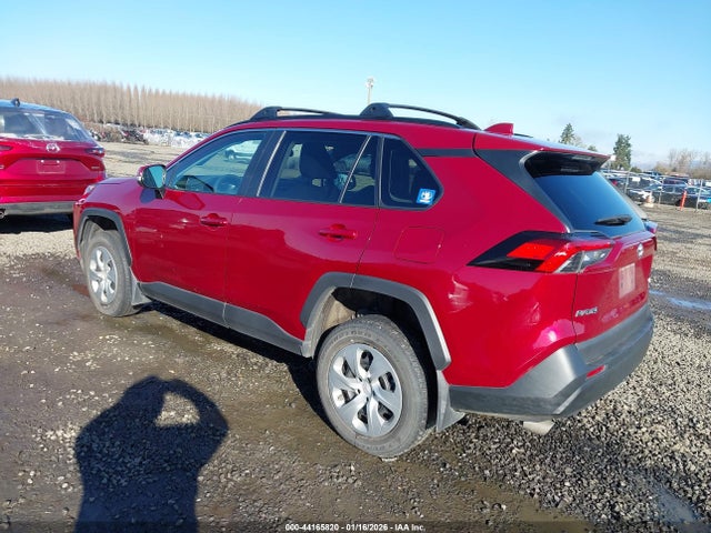 2T3G1RFV8KW068970 Toyota RAV4 LE