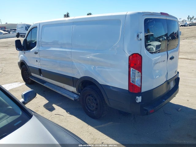1FTYR1YMXKKA56542 Ford Transit-250