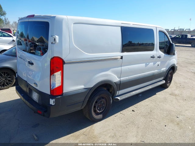 1FTYR1YMXKKA56542 Ford Transit-250