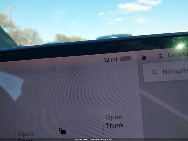 Продажа на аукционе авто 2018 Tesla Model 3 Long Range/mid Range, vin: 5YJ3E1EAXJF060070, номер лота: 44165917