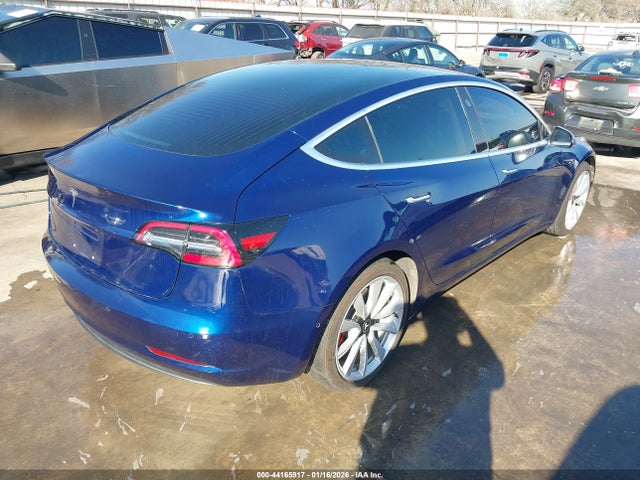 2018 TESLA MODEL 3 5YJ3E1EAXJF060070 Photo 3