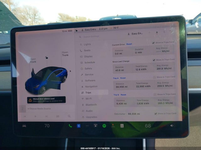 2018 TESLA MODEL 3 5YJ3E1EAXJF060070 Photo 6