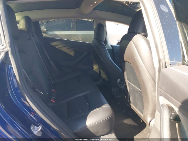 2018 TESLA MODEL 3 5YJ3E1EAXJF060070 Photo 7