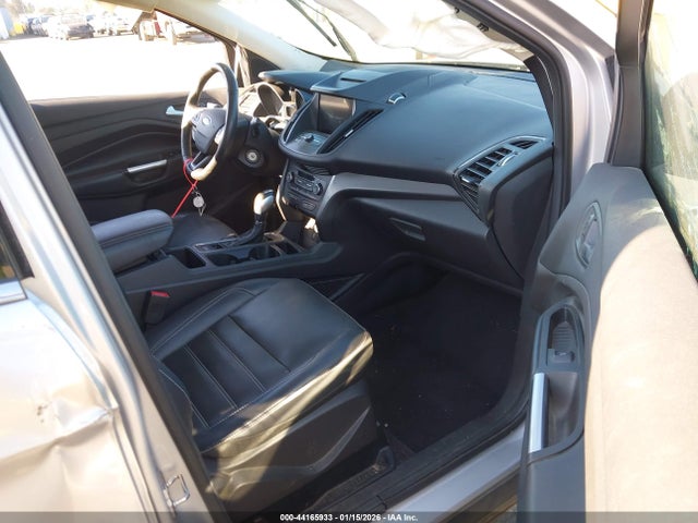 1FMCU0HD5JUA86503 Ford ESCAPE SEL