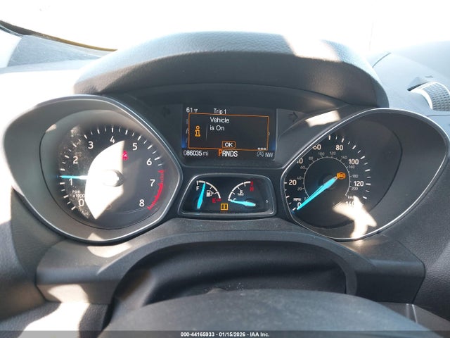 1FMCU0HD5JUA86503 Ford ESCAPE SEL