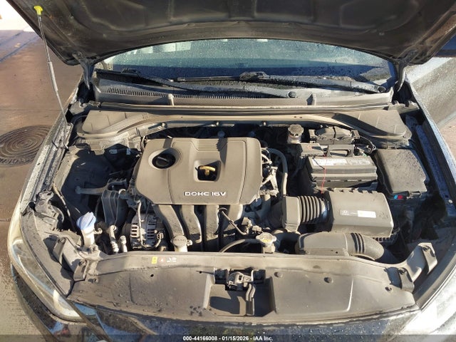 5NPD84LF1JH229972 Hyundai ELANTRA SEL