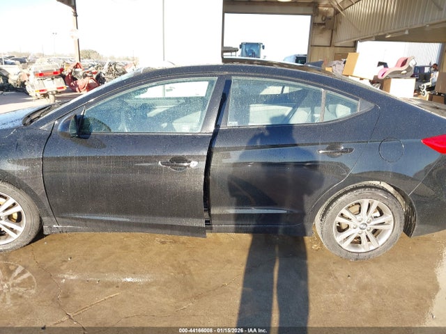 5NPD84LF1JH229972 Hyundai ELANTRA SEL
