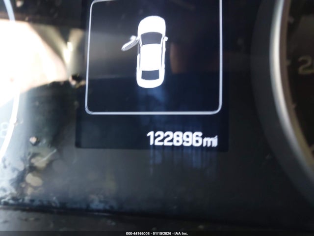 5NPD84LF1JH229972 Hyundai ELANTRA SEL