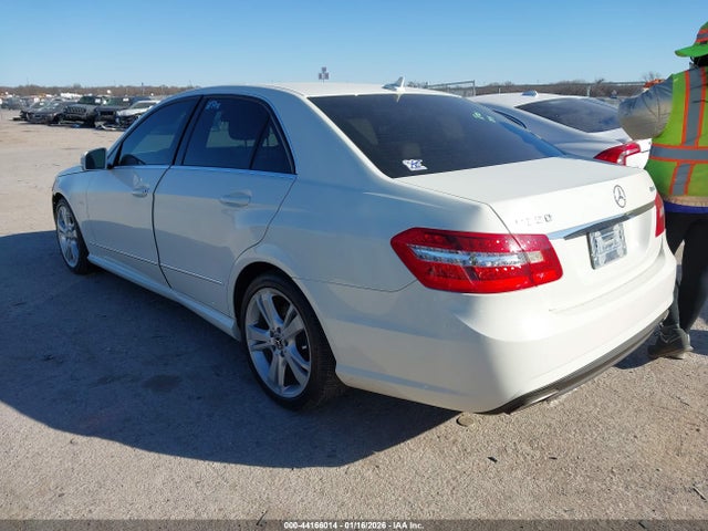 44166014 :رقم المزاد ، WDDHF8JB6CA547259 vin ، 2012 Mercedes-benz E 350 4matic مزاد بيع