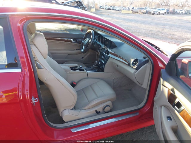 2013 MERCEDES-BENZ C 350 WDDGJ8JB0DG021718 Photo 4