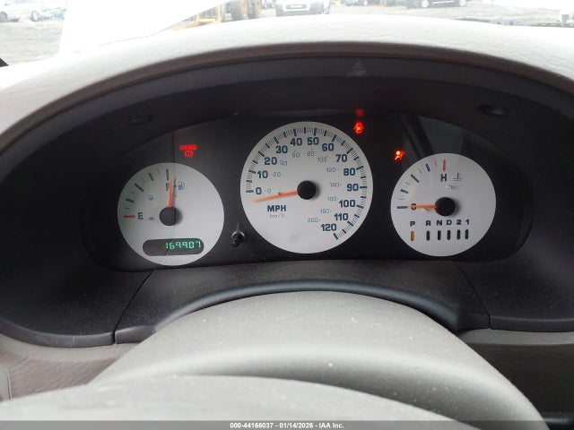 2002 CHRYSLER VOYAGER 1C4GJ25B72B521547 Photo 6