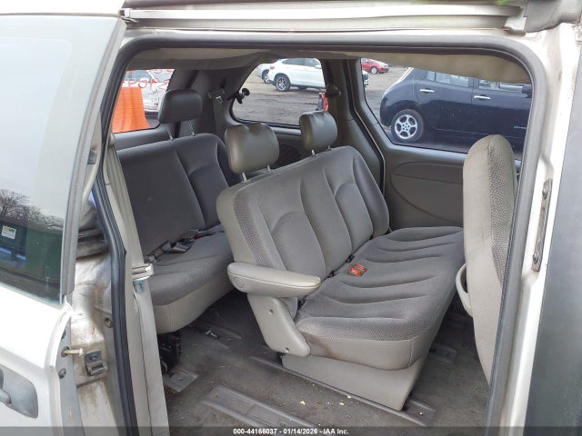 2002 CHRYSLER VOYAGER 1C4GJ25B72B521547 Photo 7