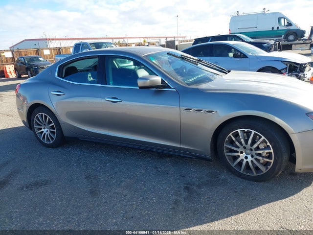 Maserati Ghibli S Q4 2014 ZAM57RTA3E1087447 Image 13