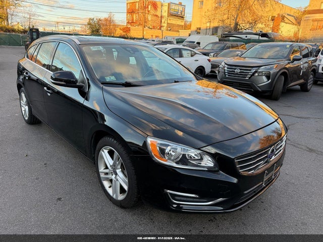 2015 VOLVO V60 YV1612SB9F1186961