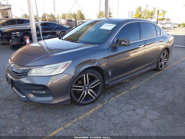 1HGCR3F97GA020018 Honda Accord Touring